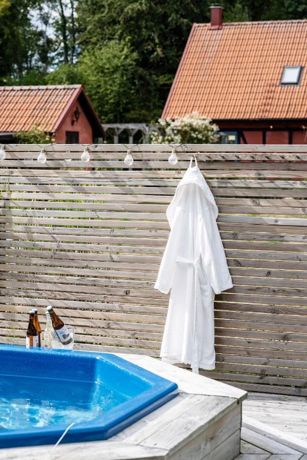 Villa Hasselbacken Garsnas Luaran gambar