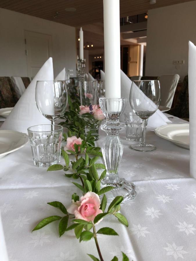 Villa Hasselbacken Garsnas Luaran gambar