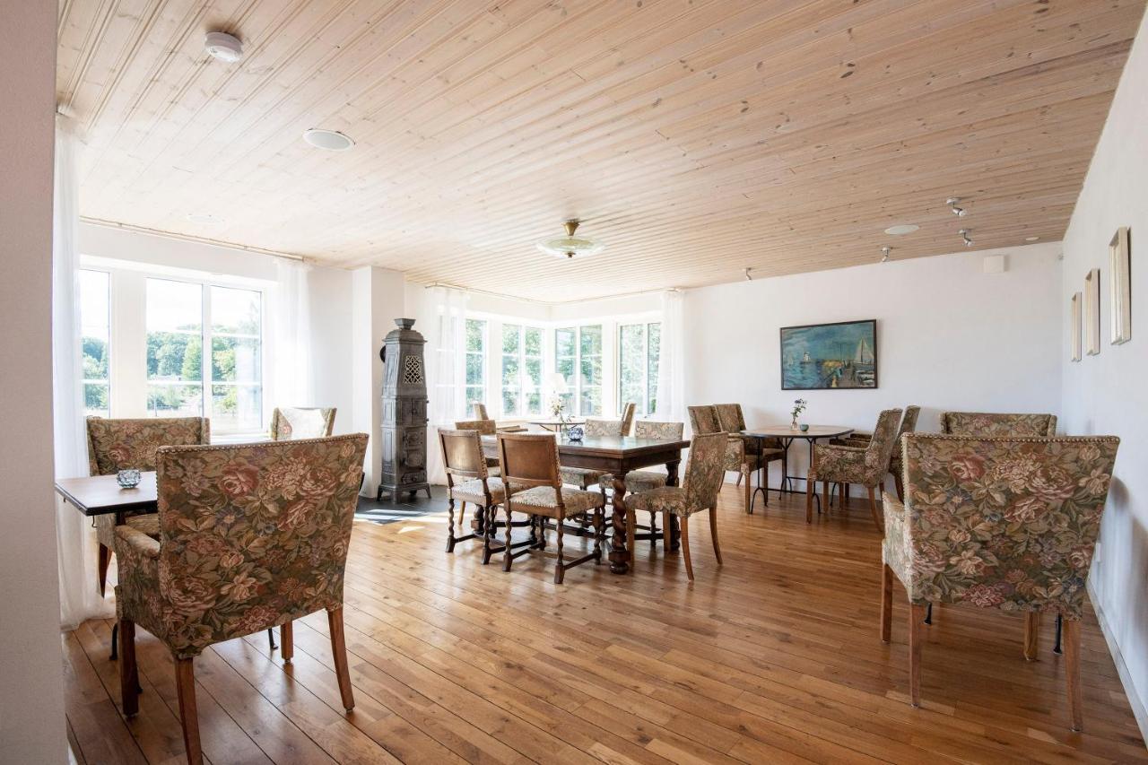 Villa Hasselbacken Garsnas Luaran gambar